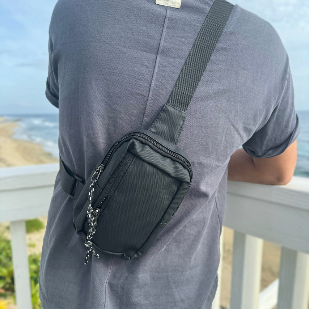 
                  
                    Travel Crossbody Men Bag
                  
                