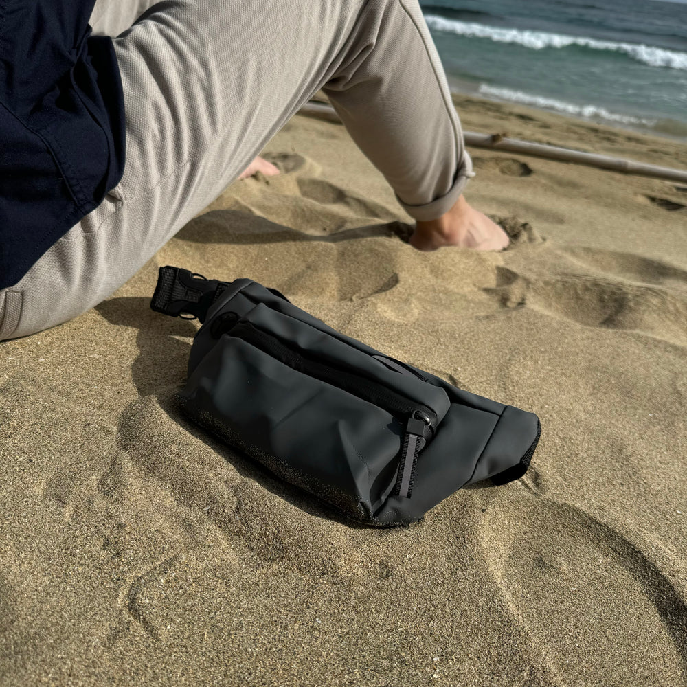 
                  
                    Waterproof Men Fannypack
                  
                