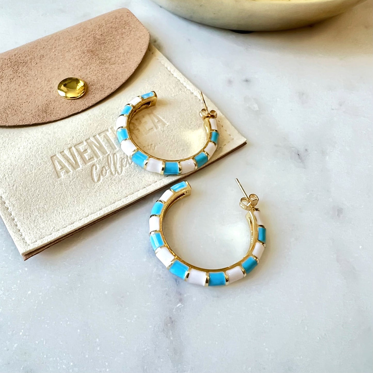 Two Tone Color Hoops